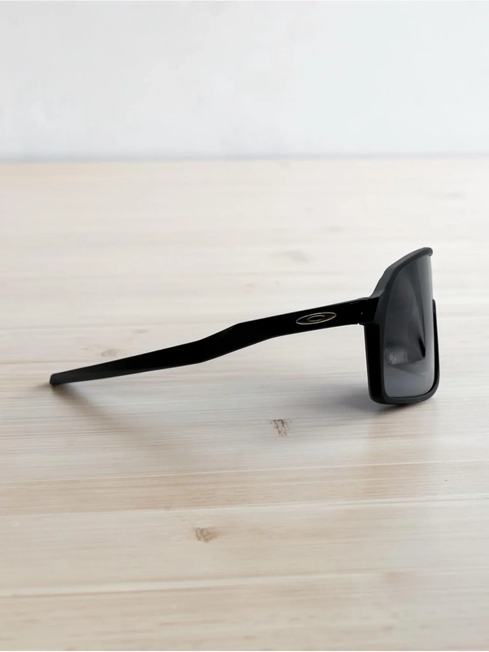 Oakley Sutro Lite Sweep Sunglasses Matte Black Prizm Black Shield w/ Cases